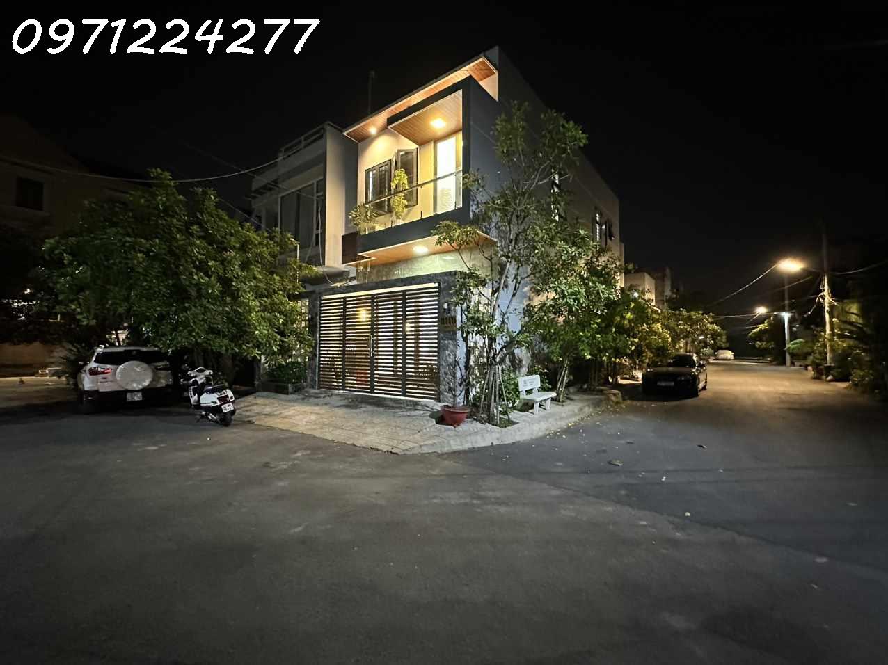 BẤN NHÀ - SÁT ĐƯỜNG PHẠM VĂN ĐỒNG - HIỆP BÌNH CHÁNH - THỦ ĐỨC -CĂN GÓC 104M2 ( 6.1 X 17 ) 2 TẦNG + 3PN - OTO NGỦ TRONG