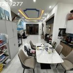  105m2 - 5