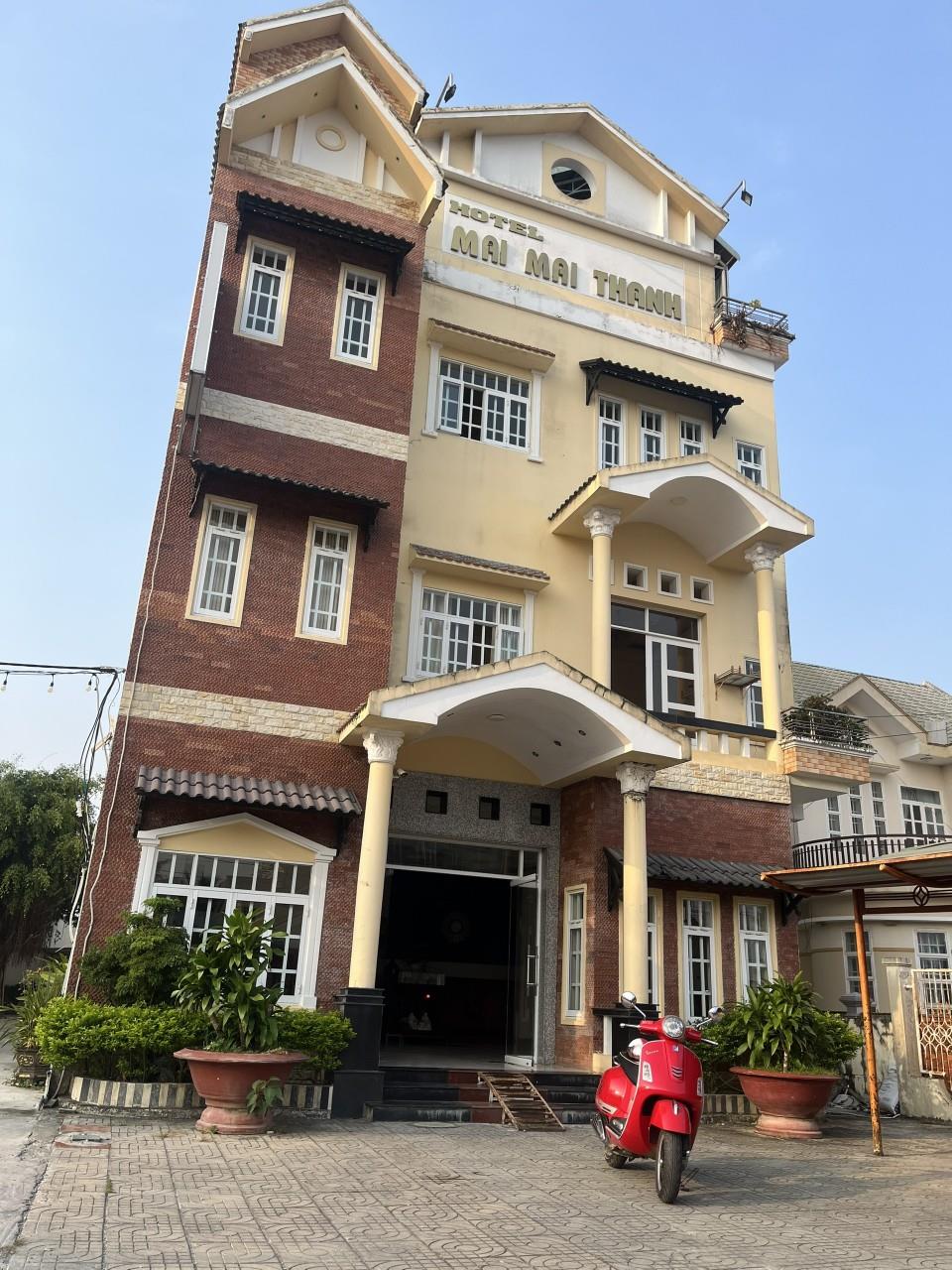 BÁN KHÁCH SẠN Tổ hợp hơn 4.000m2 tập trung nhiều khu du lịch tại Thị xã Tịnh Biên - An Giang