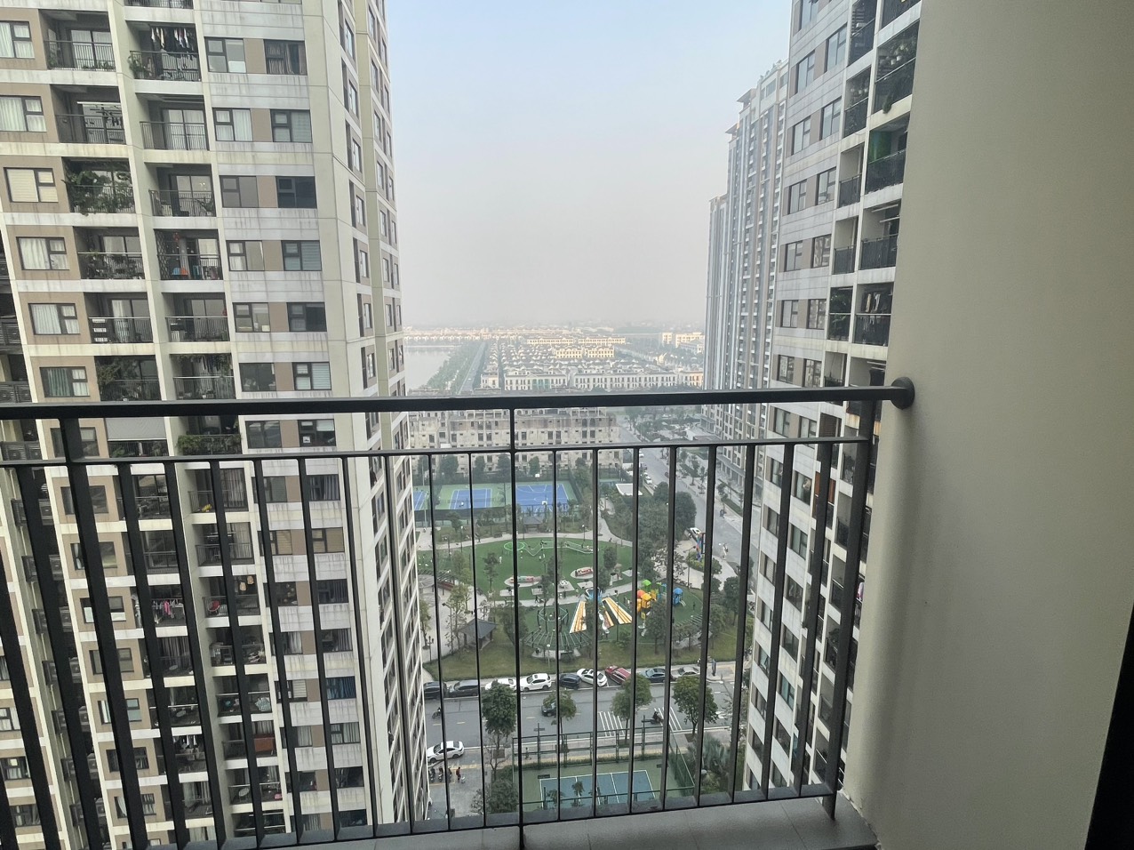 Bán gấp căn hộ 2N1WC, nguyên bản chủ đầu tư, không vay có sổ, hướng Đông Nam