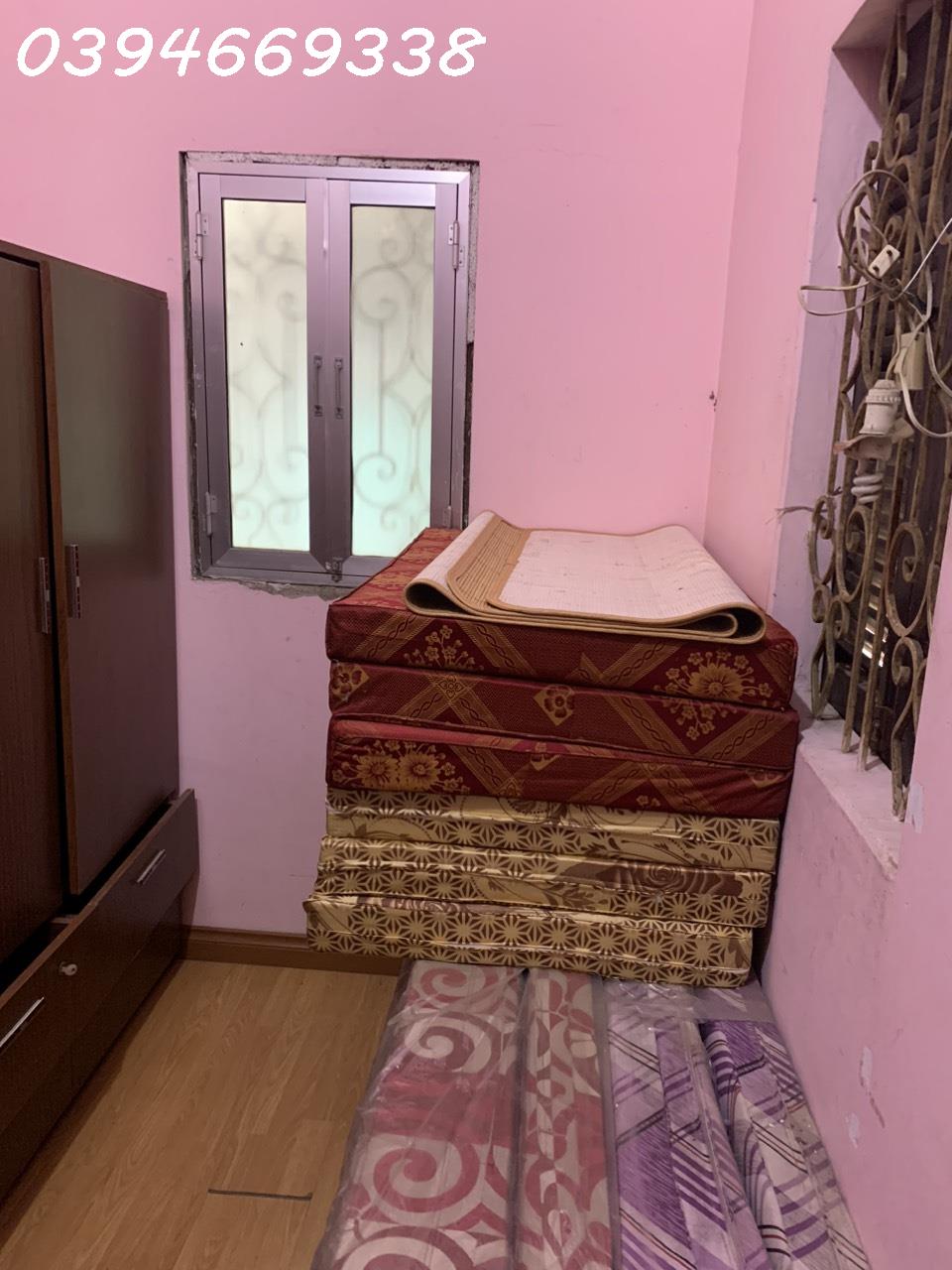 Nhà chính chủ trong ngõ thông ra đường Trương Định và Nguyễn An Ninh. An ninh tốt.