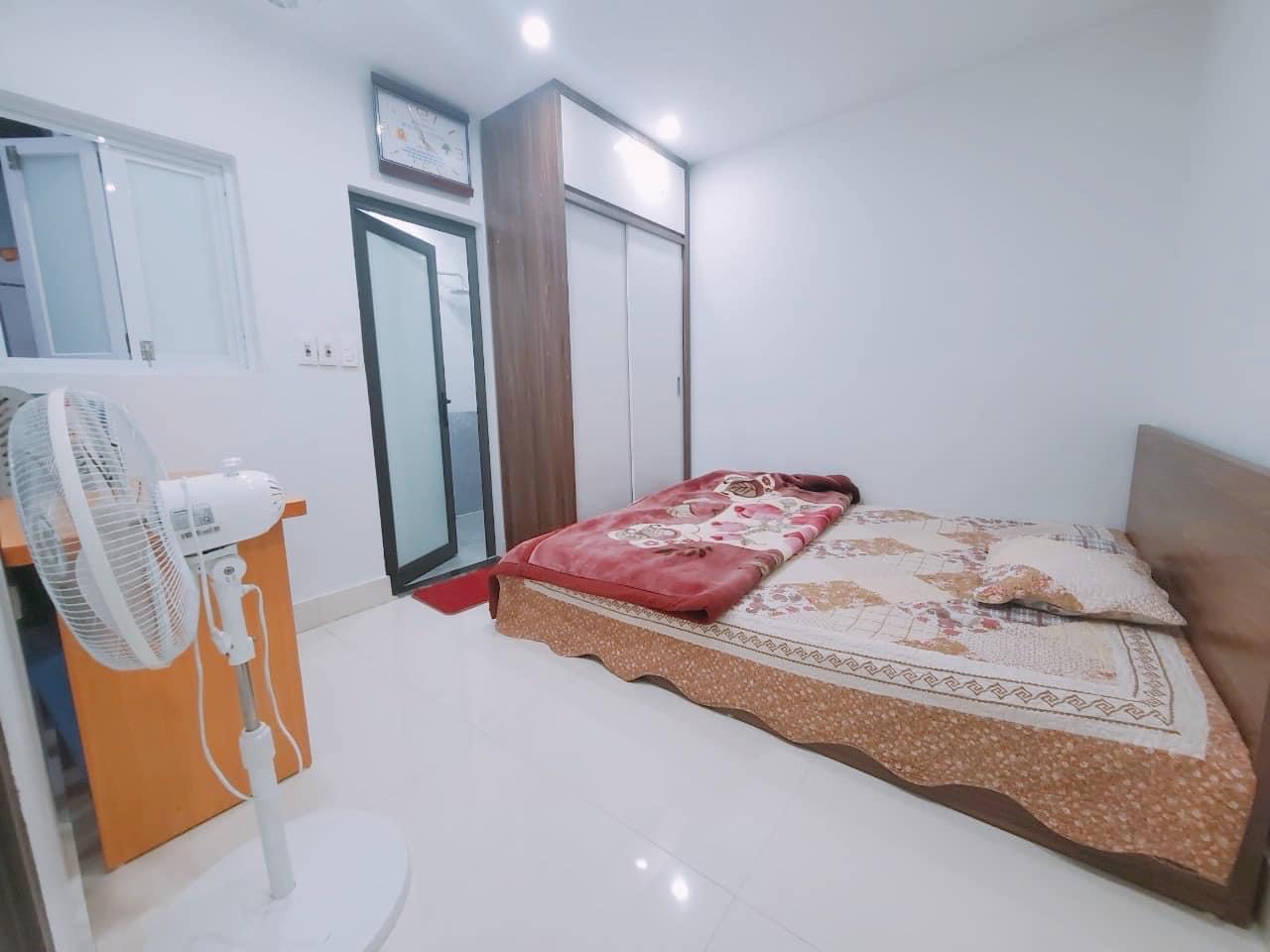 BÁN CĂN NHÀ SIÊU ĐẸP NGÕ 445 LẠC LONG QUÂN.