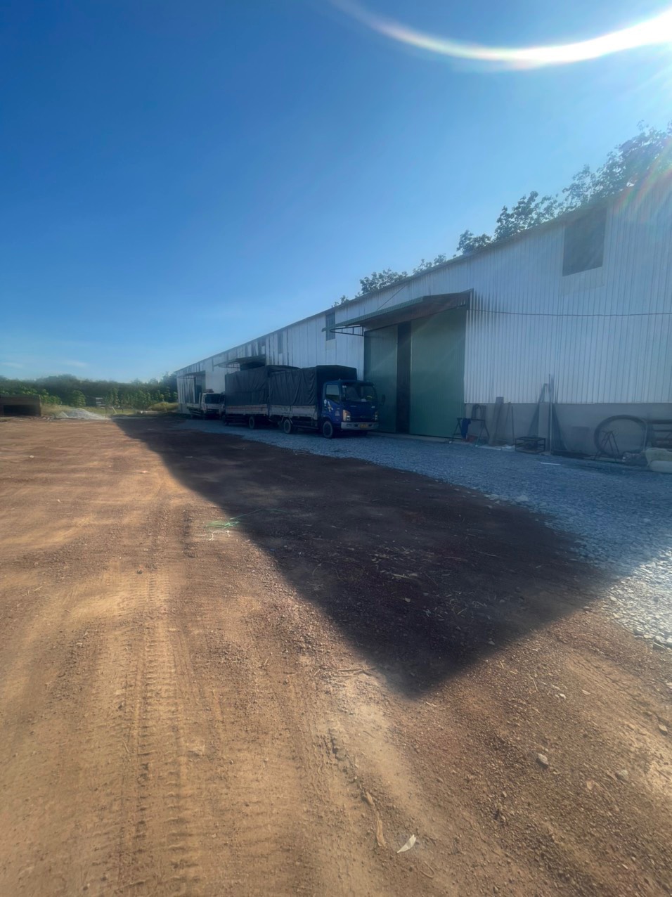 Bán kho xường Phú Giáo BD, sản xuất nhựa đang hoạt động