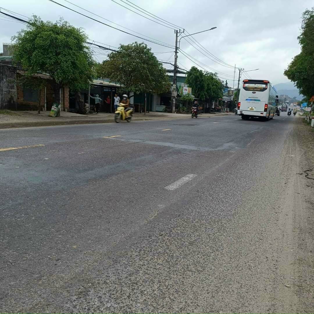 bán lô đất mặt tiền đường âu cơ, phường bùi thị xuân. tp quy nhơn