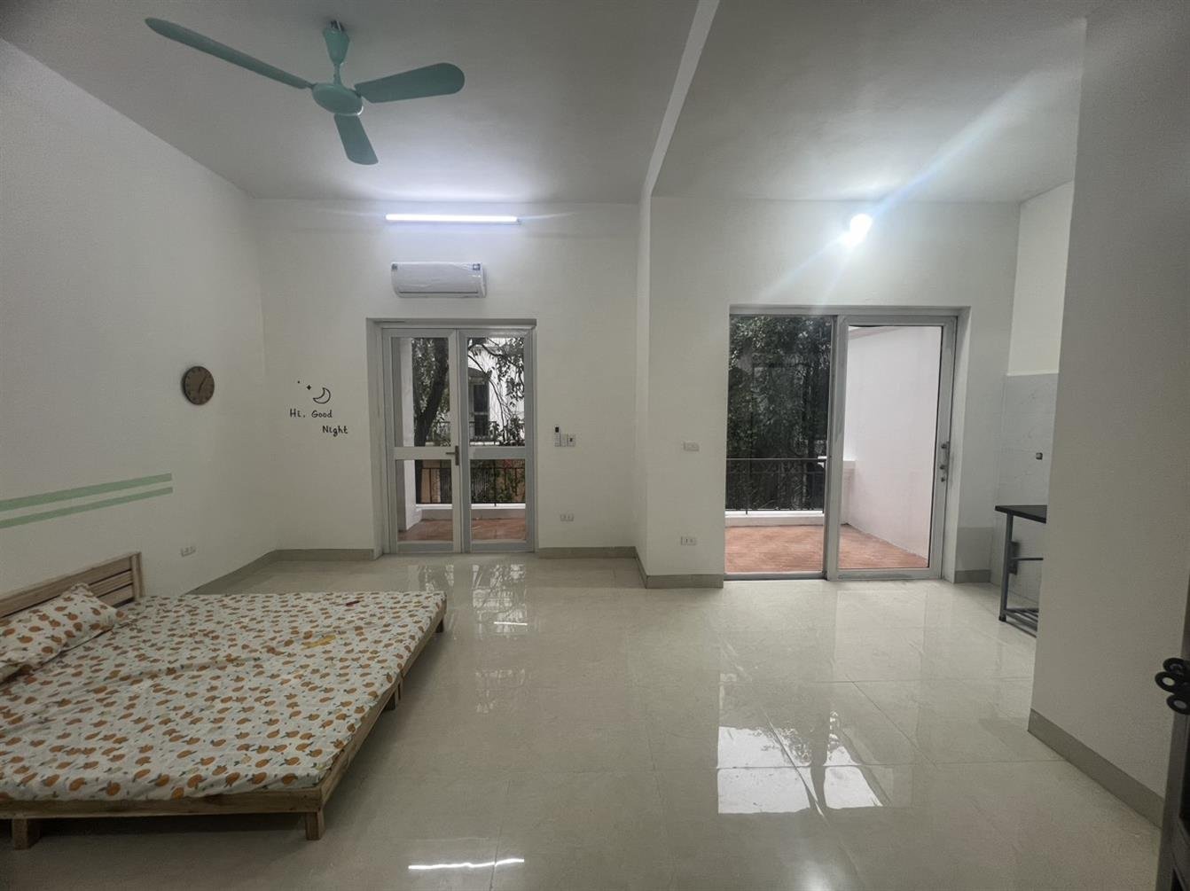 Chính chủ cần nhượng lại phòng Số nhà 11, LK6 KDT LIDECO.