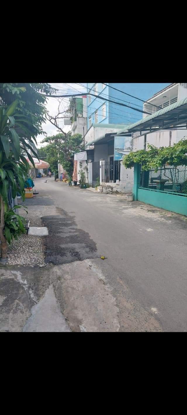 BÁN NHÀ - LINH TRUNG - THỦ ĐỨC - DIỆN TÍCH 122M2 ( 6 X 20.4 ) 2 TẦNG 3PN - XE HƠI ĐỖ CỬA