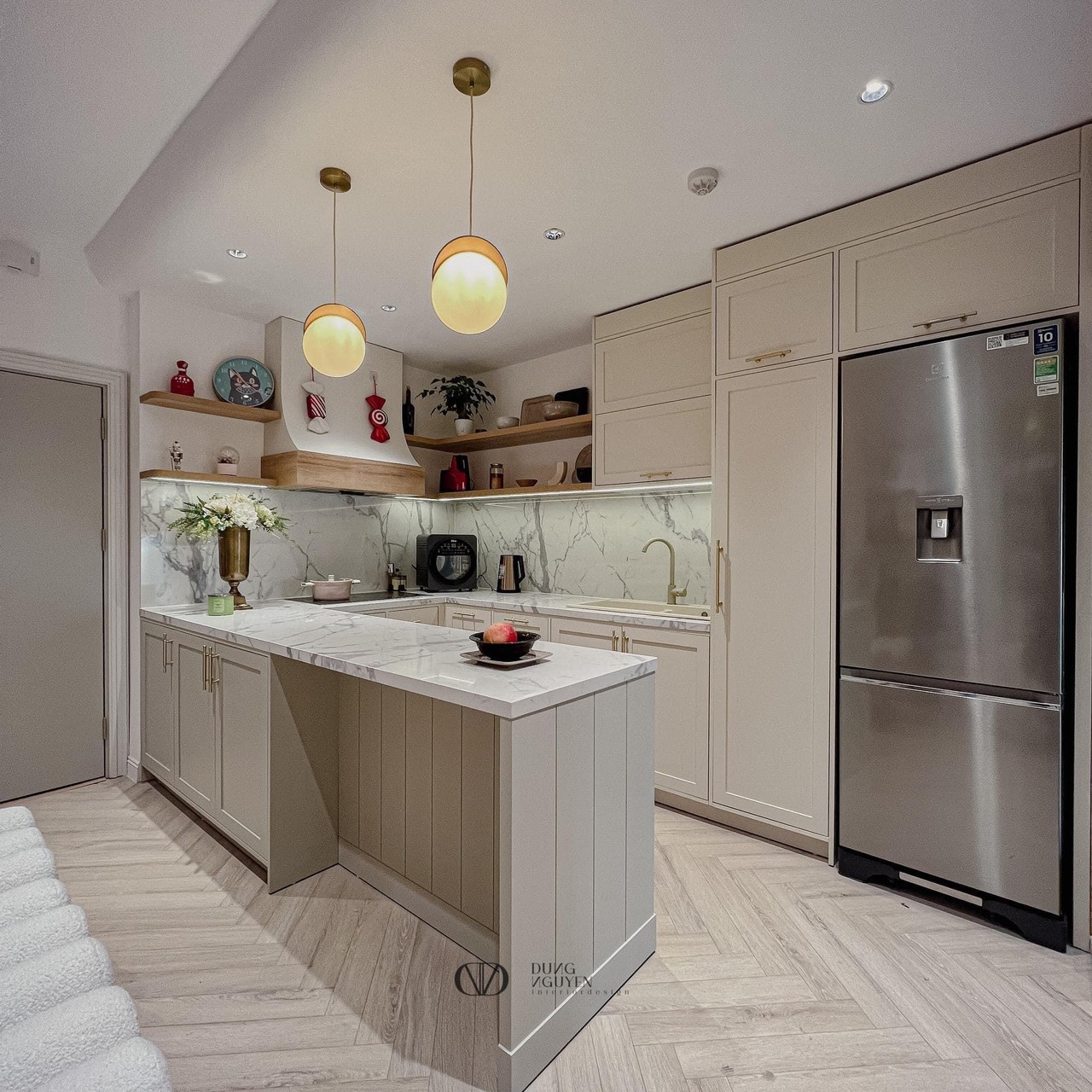 Bán chung cư Minh Khai - Hai Bà Trưng 74m tặng full nội thất