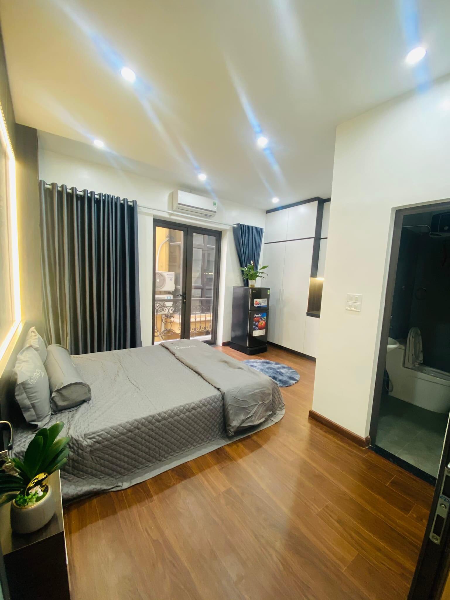 CHDV 5 TẦNG THỤY KHUÊ, TH, 42M, MT 4,7M, SỔ VUÔNG, 8PNKK, FULL NỘI THẤT, CHÀO 6,85 TỶ