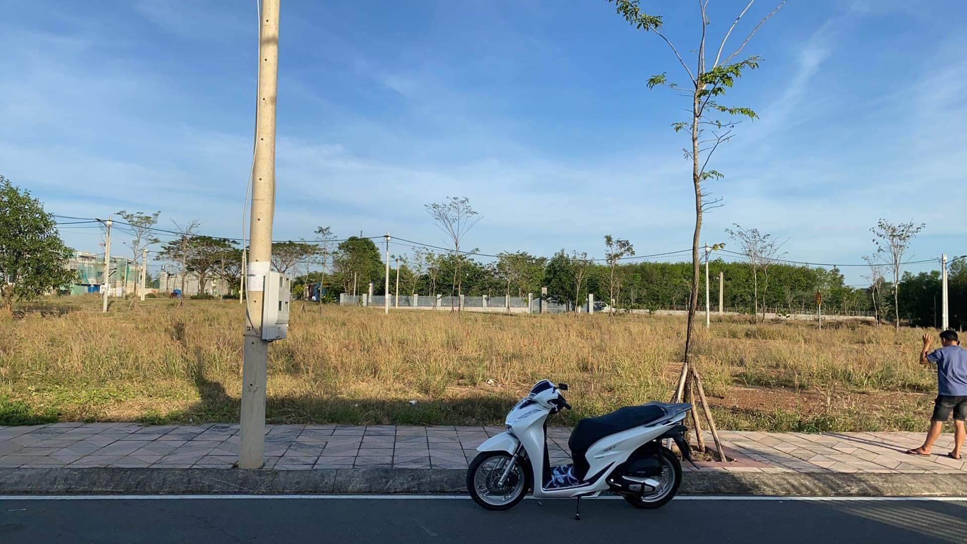 Đất Đẹp - Giá Tốt - Chính Chủ Cần Bán Lô Đất Vị Trí Đẹp Tại Xã Tiến Hưng ,Đồng Xoài Bình Phước