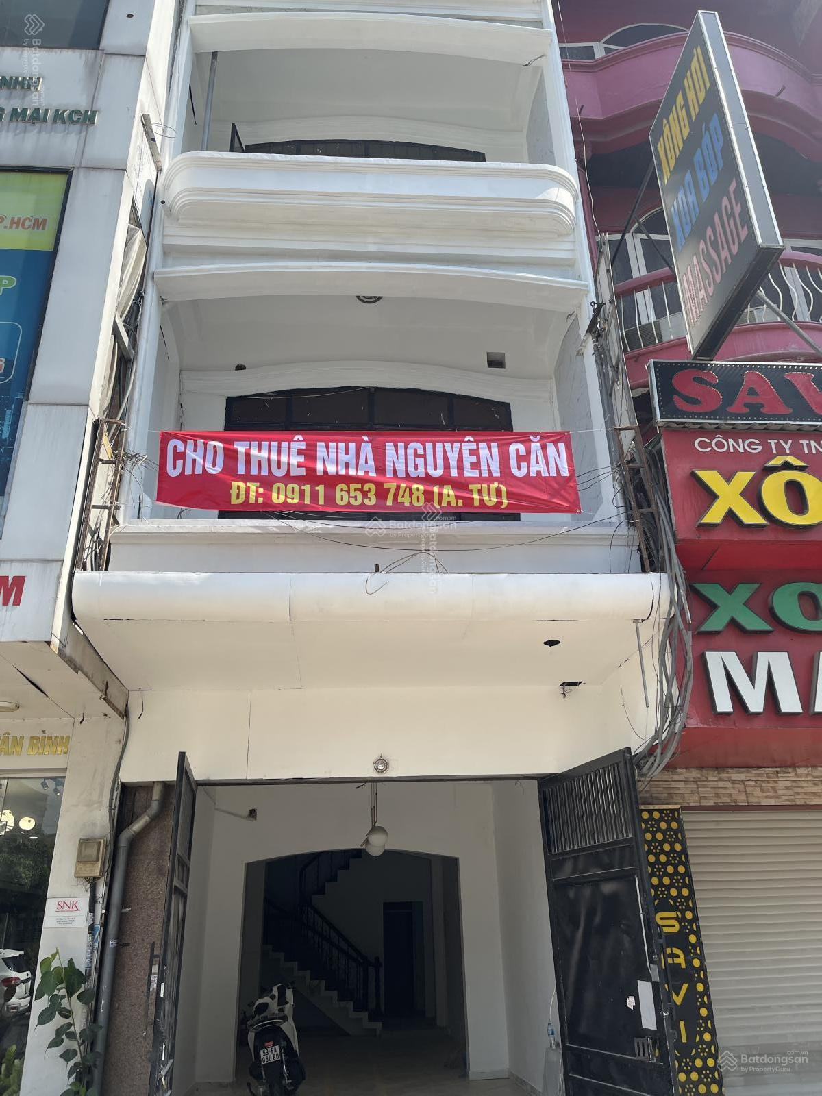 Cho thuê nguyên căn 1 trệt 3 lầu vị trí đắc địa mặt tiền Cộng Hoà- kinh doanh đa ngành nghề.