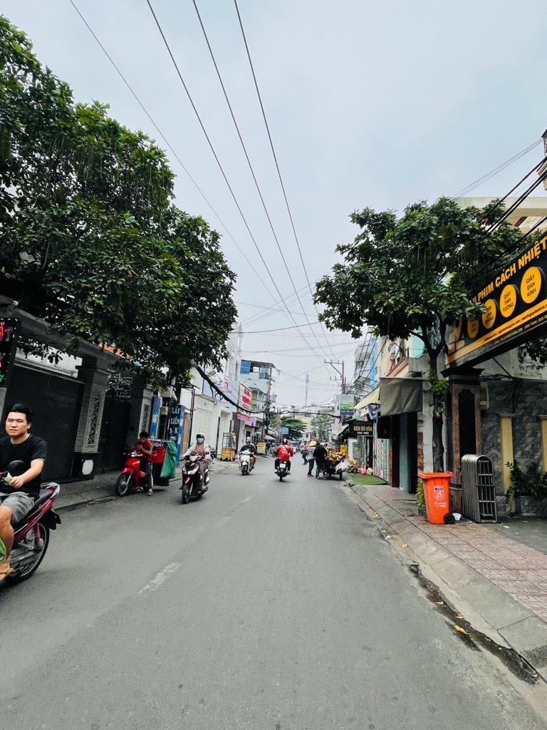 NHÀ 5 TẦNG BTCT - TÂN BÌNH - VUÔNG ĐÉT - CHỦ TẶNG LẠI NỘI THẤT - GIÁ NHỈNH 3 TỶ