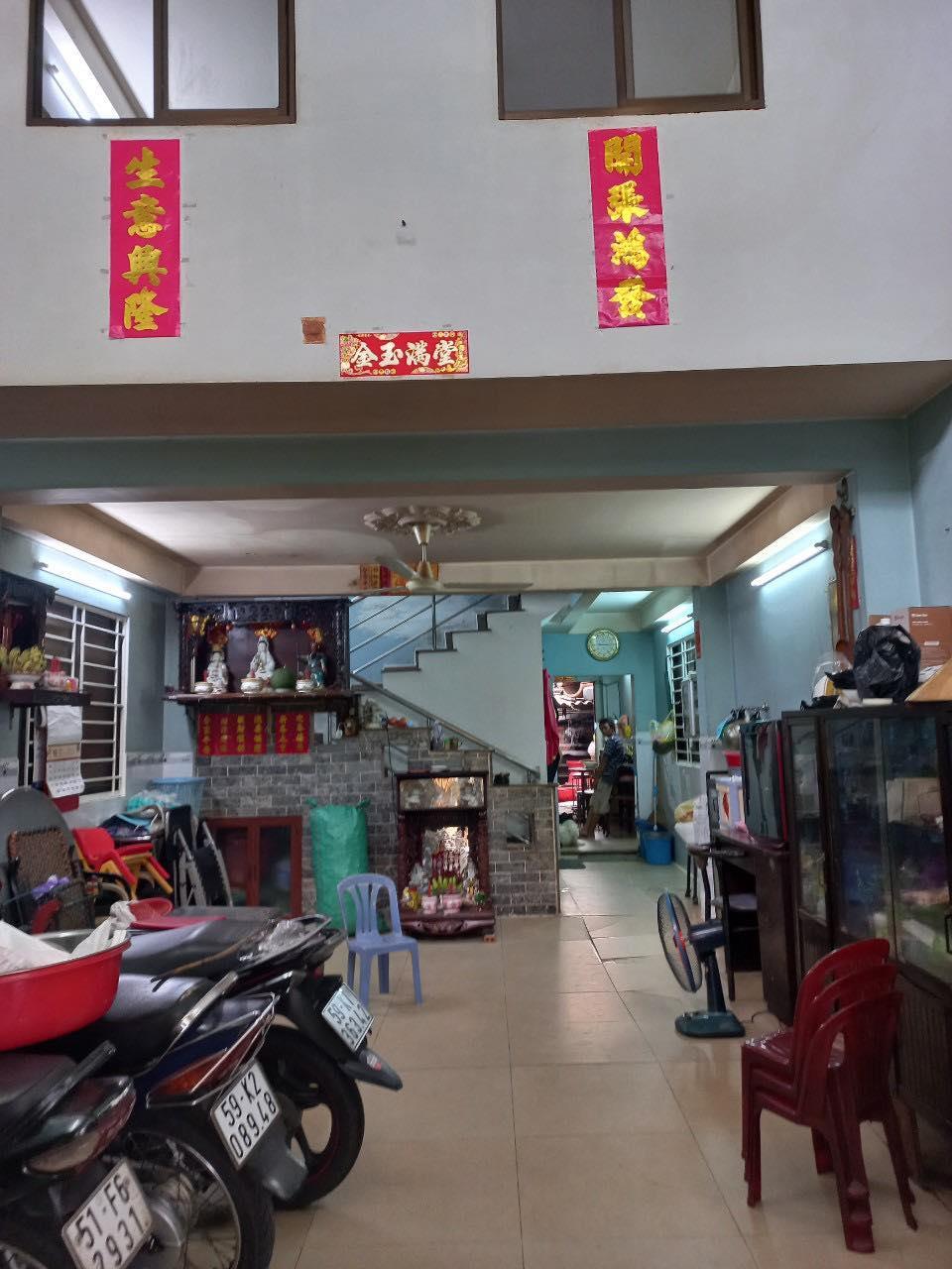 GIẢM MẠNH 900tr, GIÁ MỚI 7.95 tỷ TL.Nguyễn Văn Luông,Phường 11, Quận 6 . DT 74m2 x 4 tầng (5 x 17).