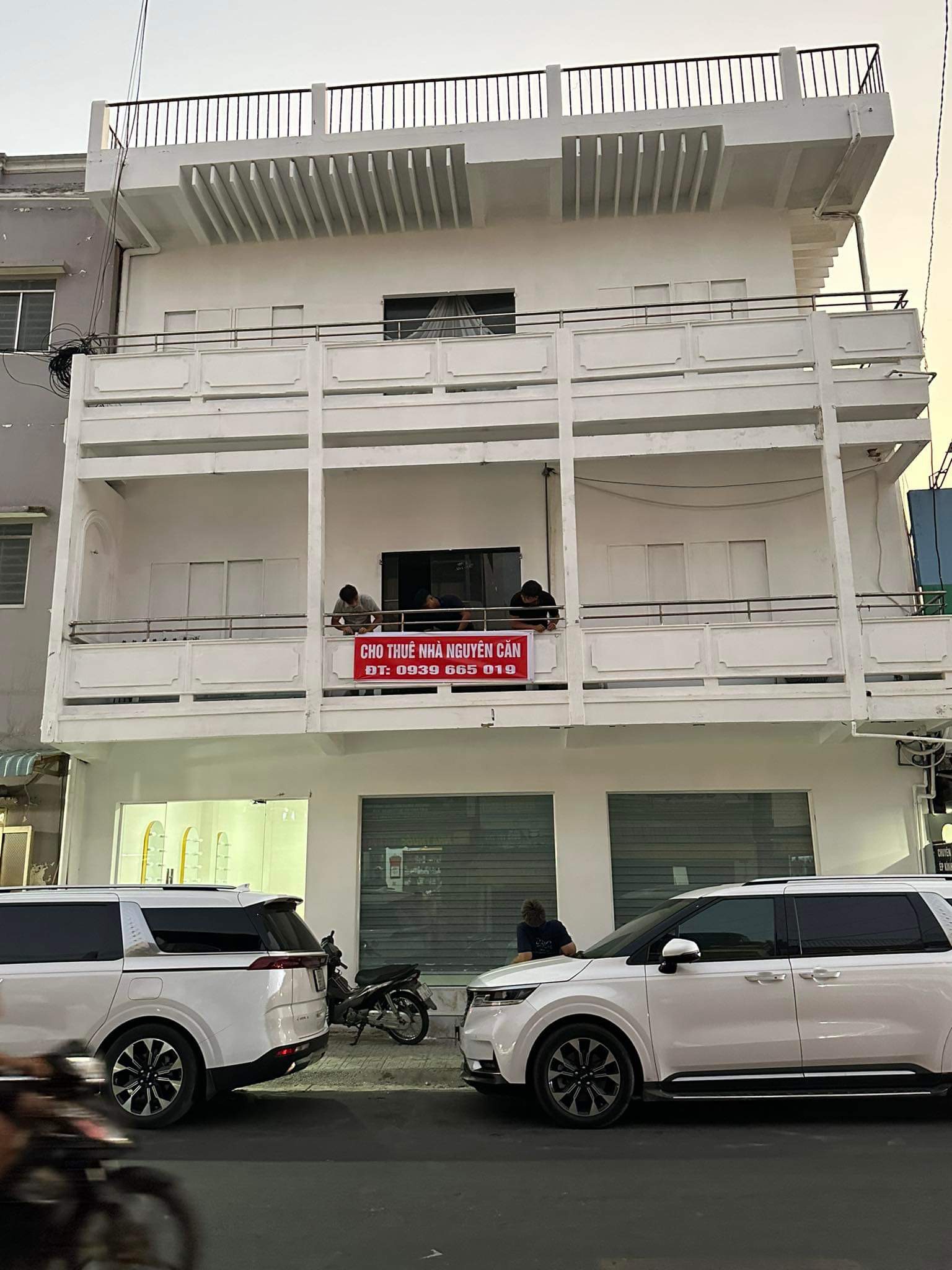 Cho Thuê Nhà Mặt Tiền 38A khu phố 1 thị trấn Bình Đại , Bến Tre.