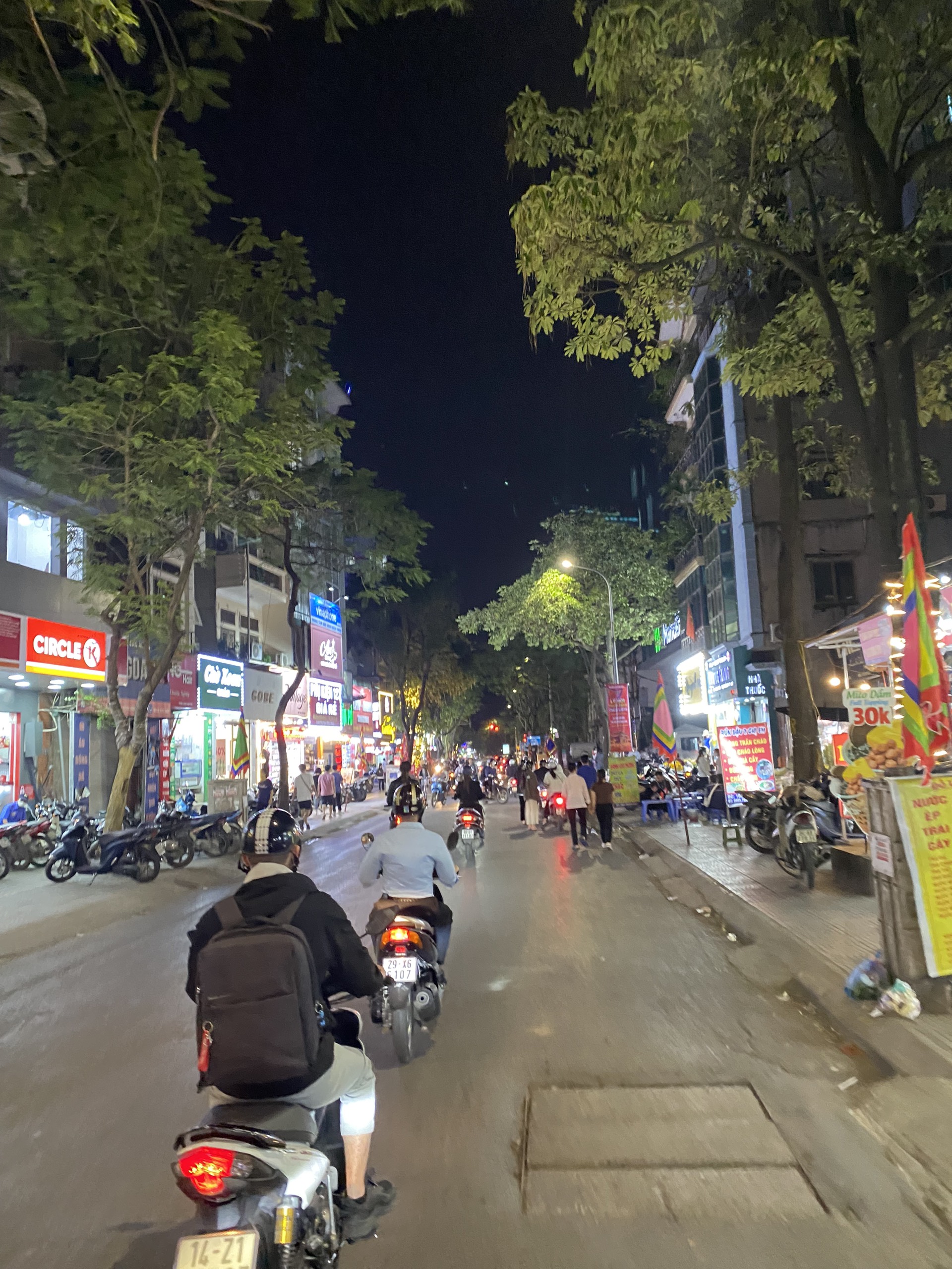 GIÁ RẺ QUÁ, PHÂN LÔ TRIỀU KHÚC, KINH DOANH TỨ TUNG, MẶT TIỀN 6M, CHỐT LUÔN