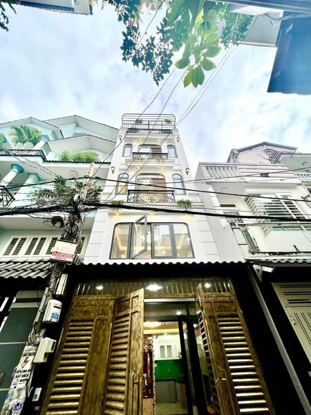 HĐ thuê 35tr/th,nhà mới 80m2,10Pn 10Wc,8tỷ xíu,gần BV Trương Vương & đường Lý Thường Kiệt