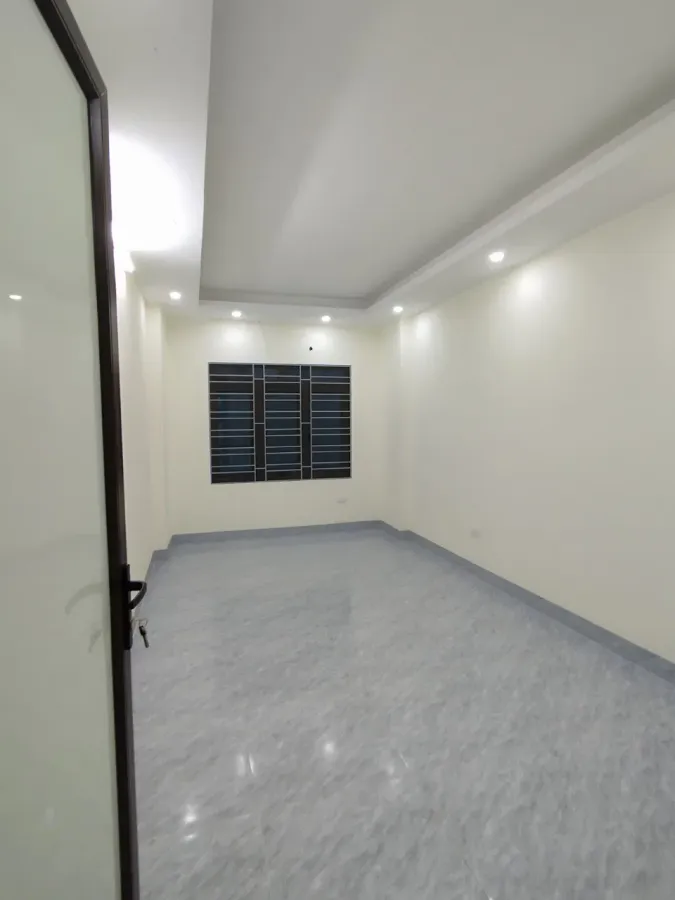 BÁN GẤP NHÀ CẦU DIỄN- 38M2- 4.5 TỶ- NGÕ THÔNG TỨ HƯỚNG- TRUNG TÂM CÁC TIỆN ÍCH