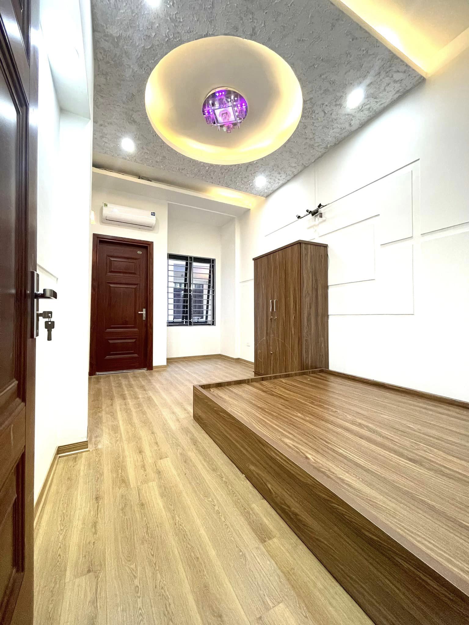 BÁN TÒA NHÀ 6 TẦNG 45m2 - TRẦN PHÚ - THU 40TR/TH - GIÁ CHÀO 6 Tỷ 9 - HẰNG mini