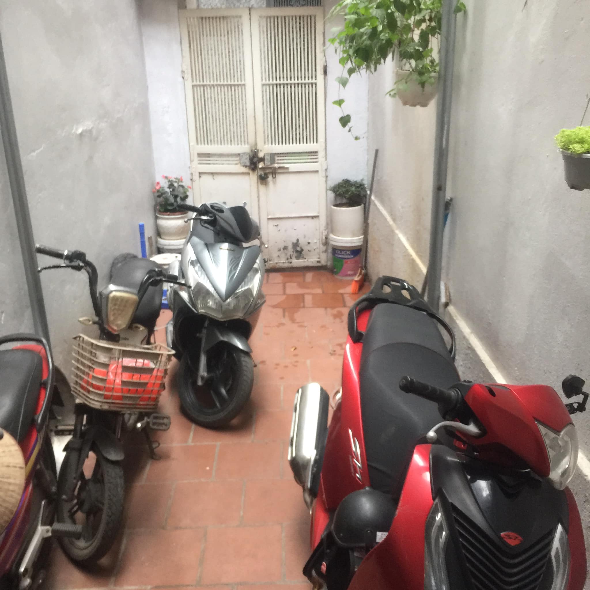 Bán nhà phố Dương Văn Bé, Hai Bà Trưng 66m, 3 tầng. Giá: 5.8 tỷ