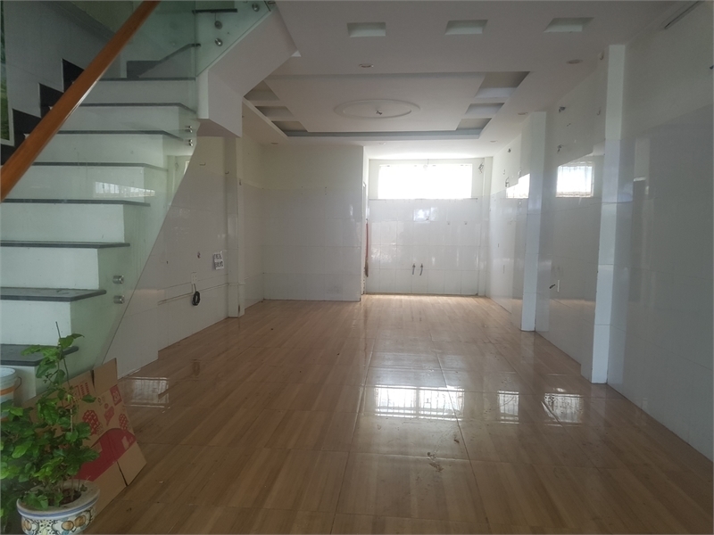 Cho thuê mặt tiền 1T2L mới khu Rạch Dừa đường 30/4, TPVT