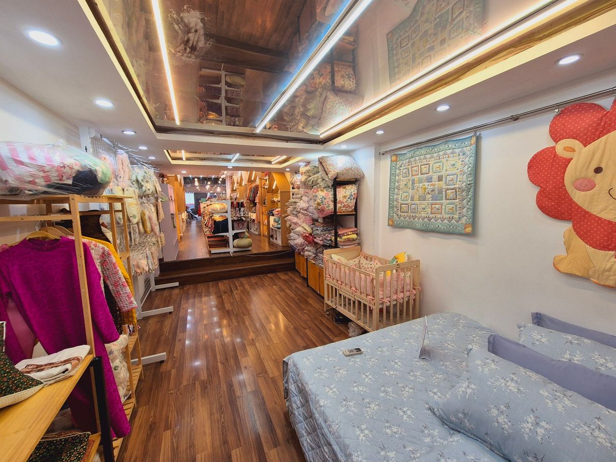 BÁN NHÀ MẶT PHỐ TRUNG TÂM ĐỐNG ĐA - KINH DOANH SẦM UẤT - SỔ ĐẸP - PHỐ HIẾM NHÀ BÁN