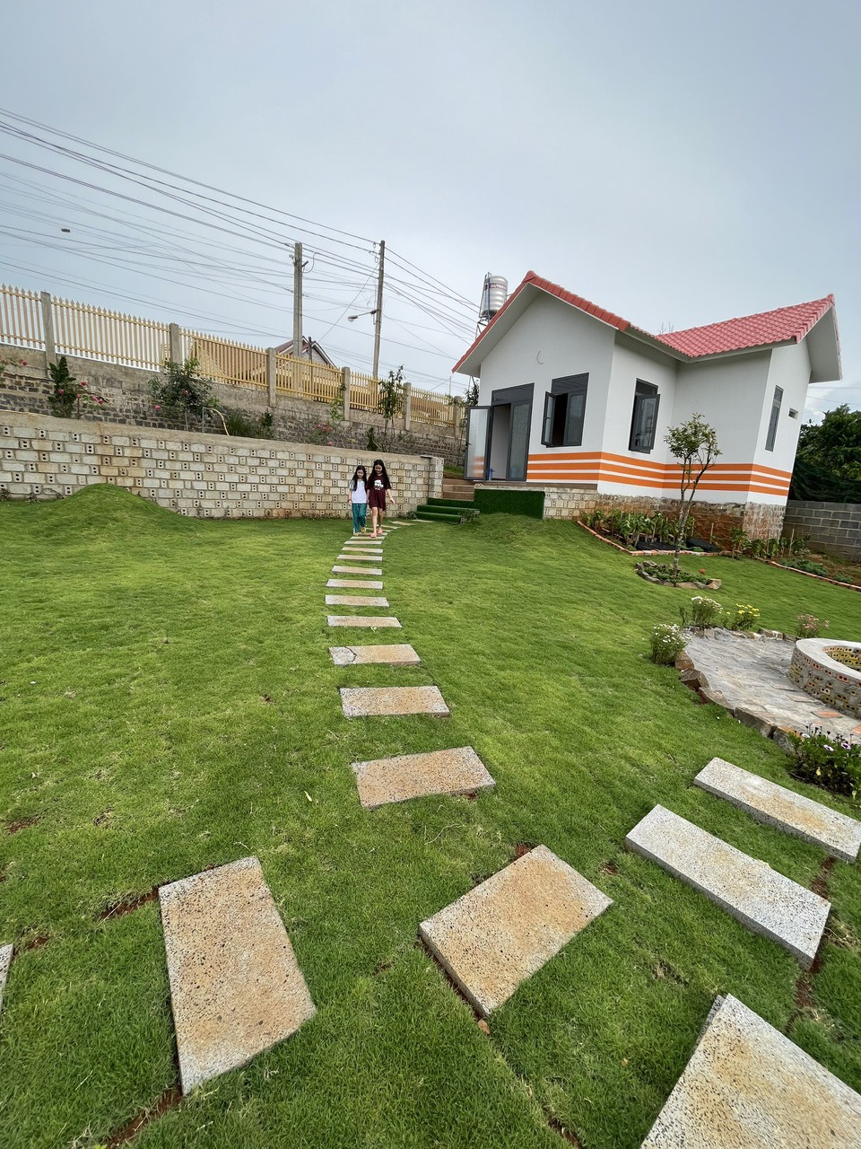 CHO THUÊ NHÀ NGHỈ DƯỠNG ĐẸP - MẶT TIỀN ĐƯỜNG TRẦN QUÝ CÁP- BẢO LỘC Tại Số nhà 44