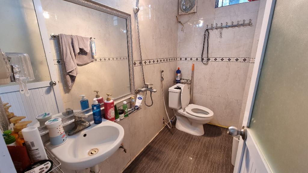 Bán nhà Phân Lô Nguyễn Công Trứ Hà Đông 80m2, mặt tiền 7.5m, Ngõ thoáng sáng,