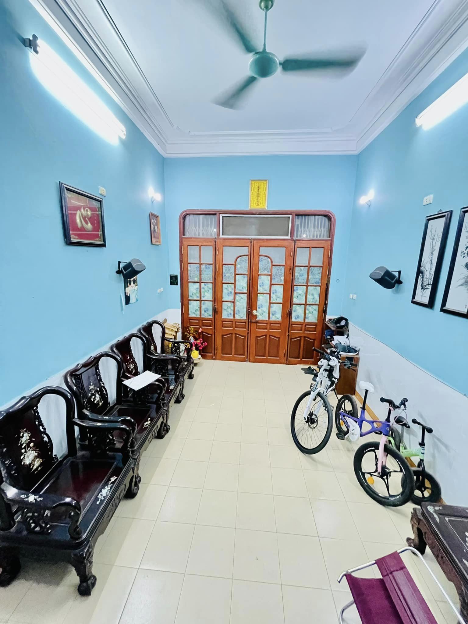 Bán nhà phố Trương Định, Hai Bà Trưng 40m, 4 tầng. Giá: 4.45 tỷ