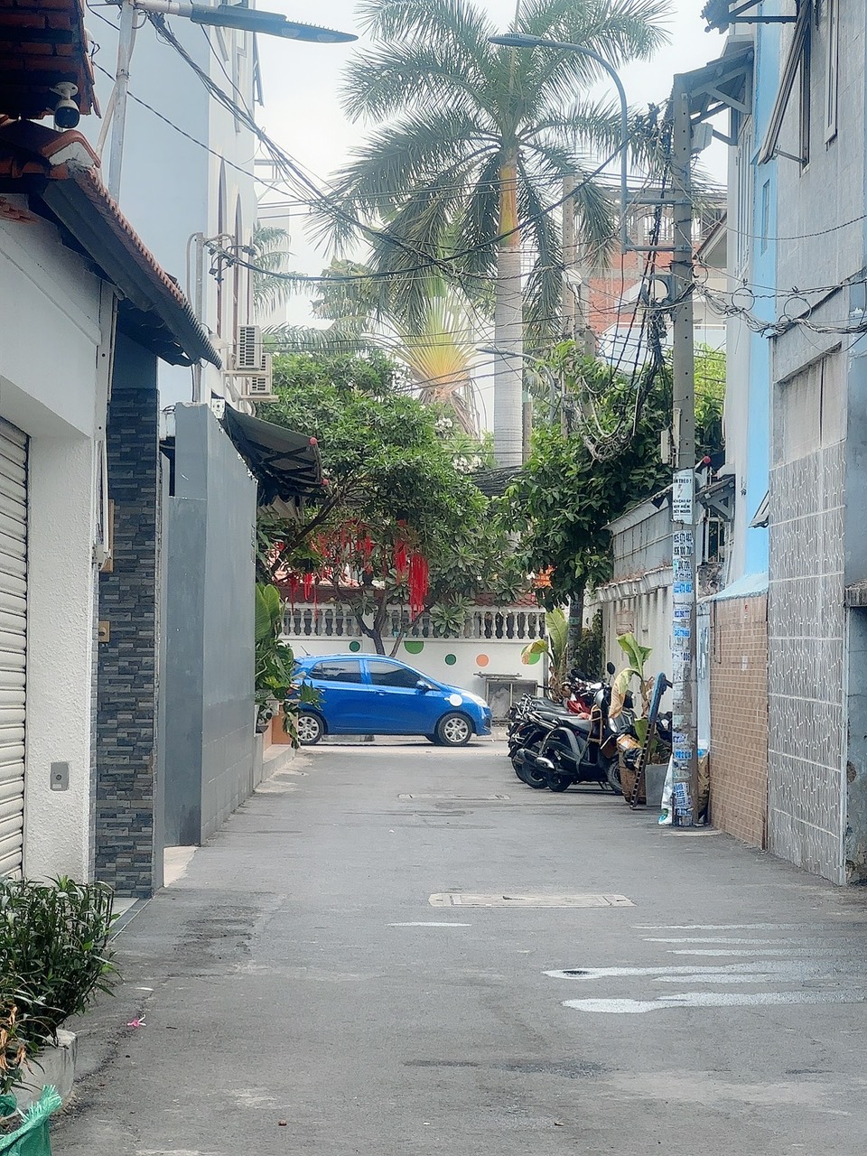 Siêu phẩm 4 tầng có TM đẹp 76m2(4.5x17) xe hơi vào nhà ngay chợ Hoàng Hoa Thám 14 tỷ xíu.