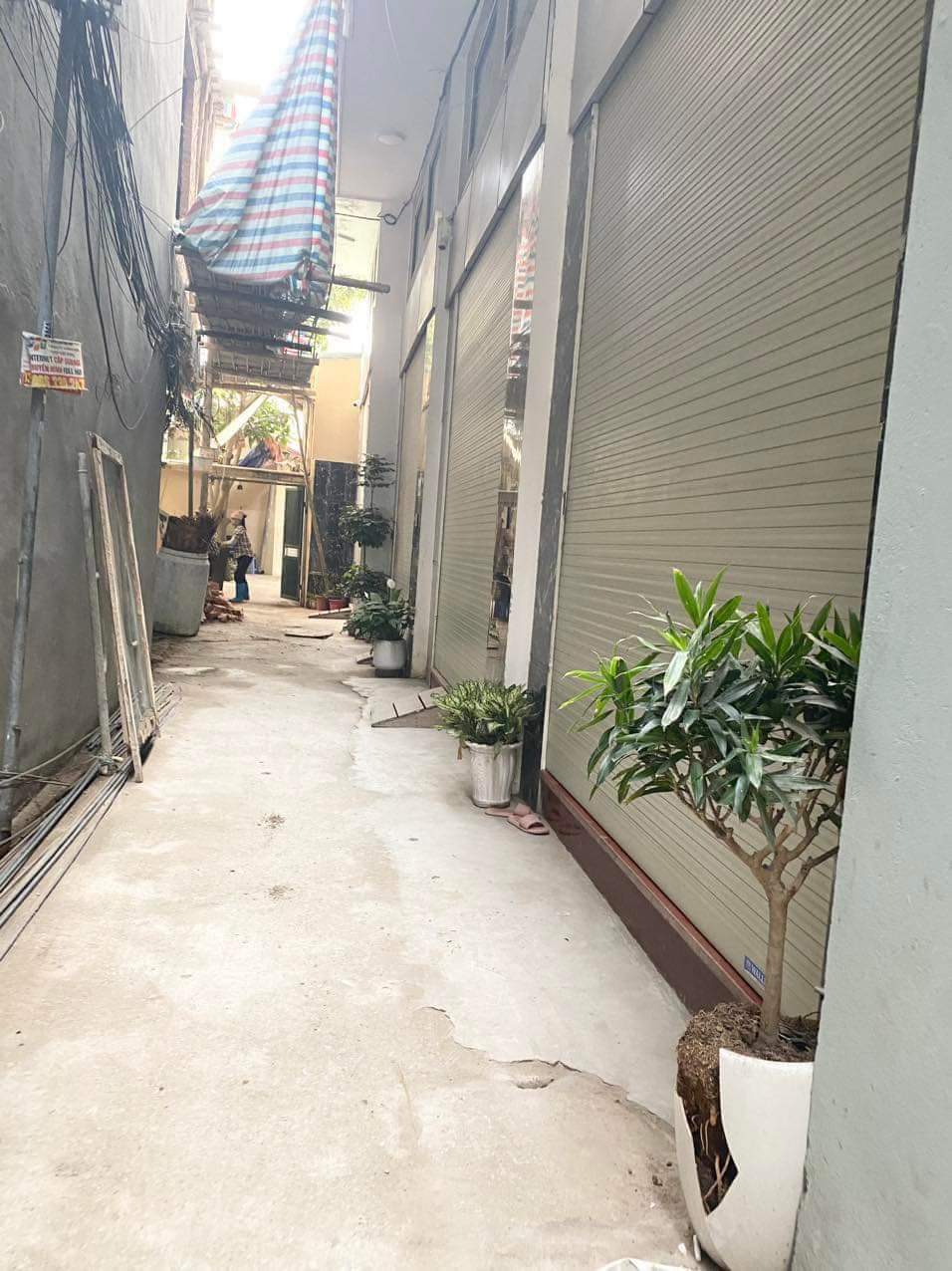 Bán nhà gần TTTM Thanh Trì - Ngõ siêu thoáng - 20m ô tô tránh - DT 36m x 5 tầng