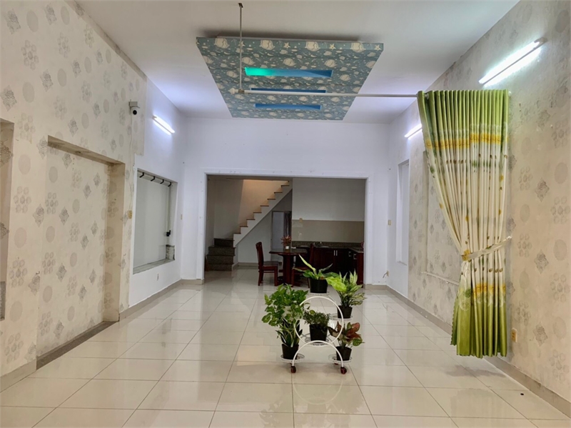 Cho thuê nhà đẹp mặt tiền đường Ngô Quyền TPVT