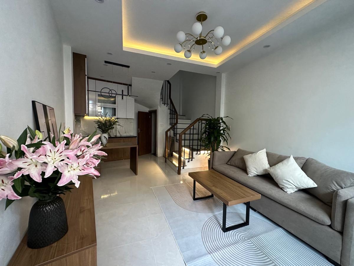 Siêu Phẩm Nhà Mới,Nội Thất Xịn,Sổ Đỏ Đẹp 30m2 x 5 Tầng,Giá 5,7 Tỷ 0846859786