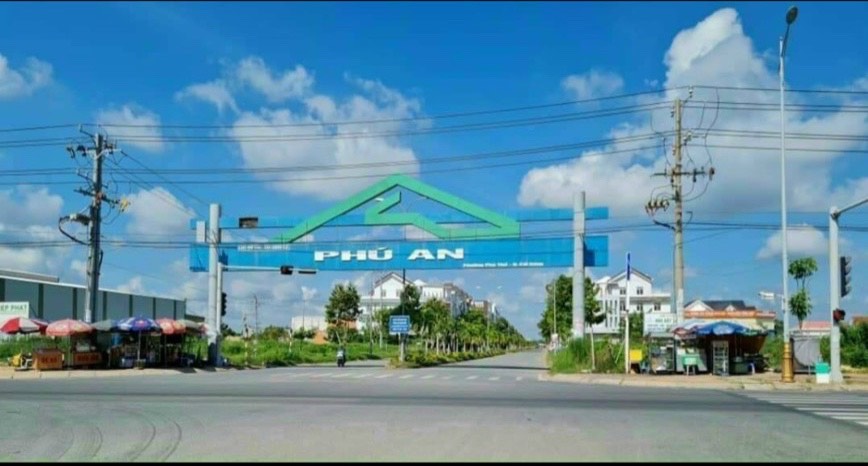 BÁN GẤP LÔ ĐẤT MẶT TIỀN ĐẸP Tại Đường B14 (Nền 79), Quận Cái Răng