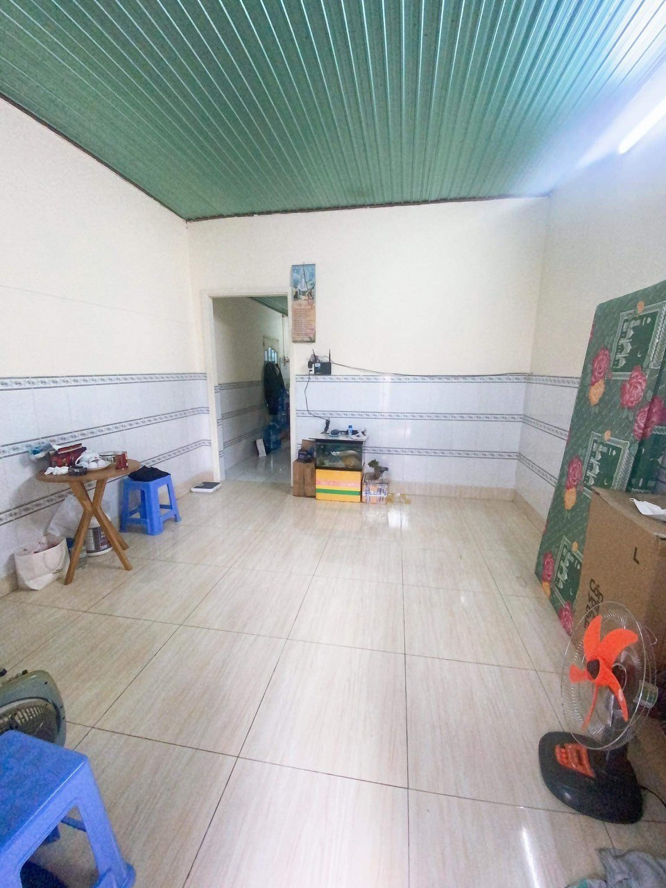 Bán nhà Bình Chiểu, Thủ Đức, C4, lô góc, sổ hổng riêng, DT: 52m2, ngang 5, giá 2.x Tỷ