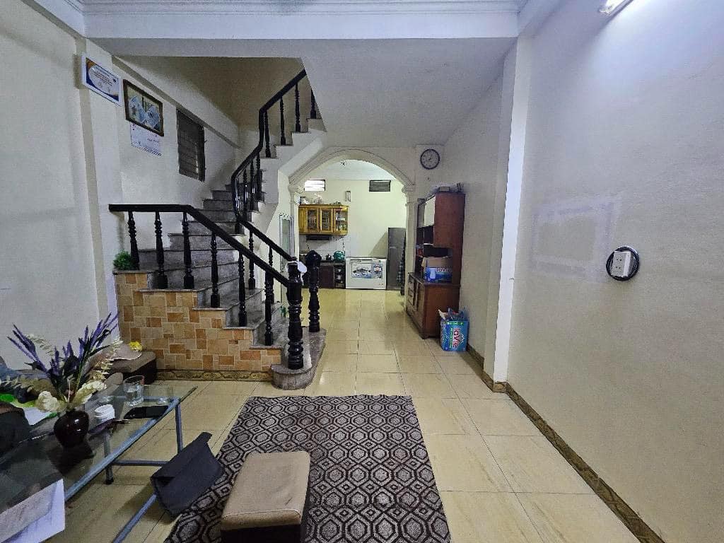 Bán nhà phố Dương Văn Bé, Hai Bà Trưng 46m, 4 tầng. Giá: 5.3 tỷ