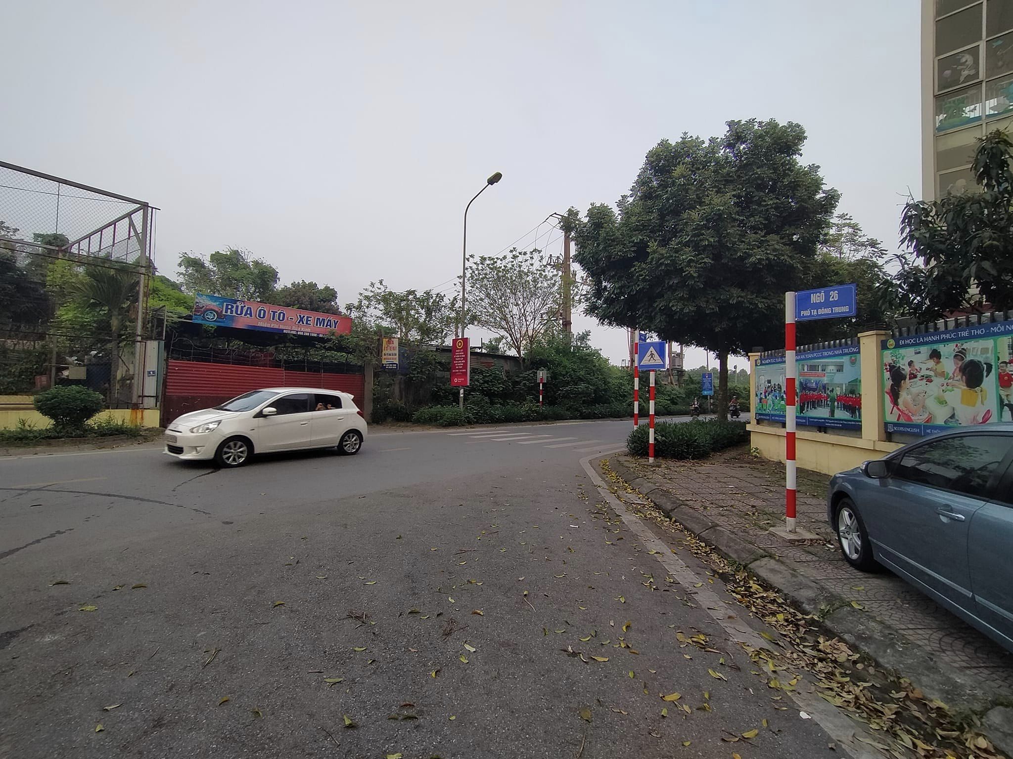 Bán nhà đường Nguyễn Văn Cừ 50m2, 4 tầng, 4m MT, Ô tô, KD nhỏ, Ô tô tránh 20m. Giá 5,7 tỷ.