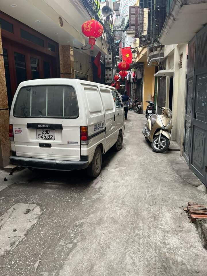 NHÀ ĐẸP Ở NGAY – Ô TÔ ĐỖ CỔNG – 48M – 5 TẦNG – 4.8 TỶ