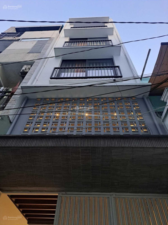 Nhà hiếm! Sở hữu ngay, nhà đẹp hẻm 4m 348 Phan Văn Trị, gần Emart, 5 tầng, SD 170m2, 6,8 tỷ