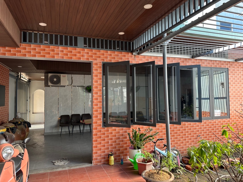 Bán nhà vườn đẹp Huỳnh Tấn Phát, Phú Thuận, Quận 7, DT 187m2 x 2 tầng (18x10), Giá hơn 7 tỷ thương lượng,