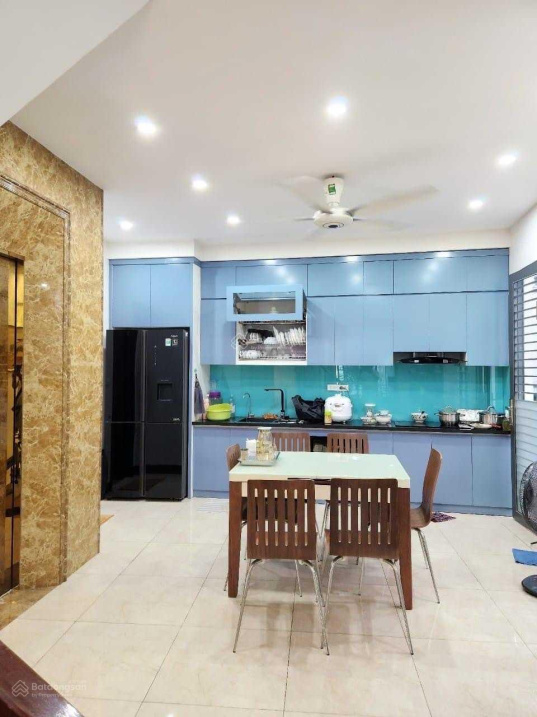 Bán nhà Hồ Tùng Mậu, 65m2 x MT 4,5m x 7T gara ô tô, thang máy KD VP 13 tỷ