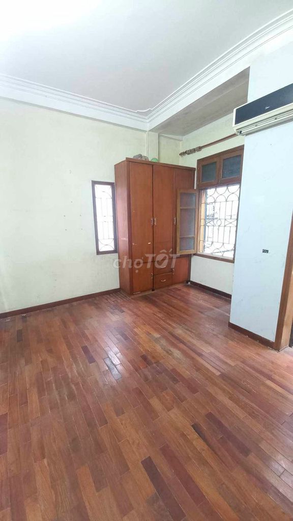 Cho thuê tầng 4 tại số 25 ngõ 521, Đường Phạm Văn Đồng