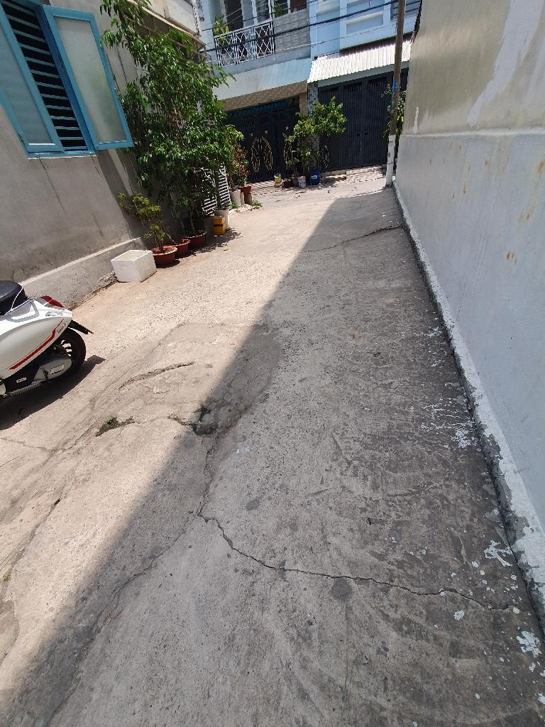 NHÀ MẶT TIỀN ĐẸP TÂN PHÚ - KINH DOANH ĐA NGÀNH NGHỀ - 80 M2 - GIÁ RẺ CHỈ 8 TỶ