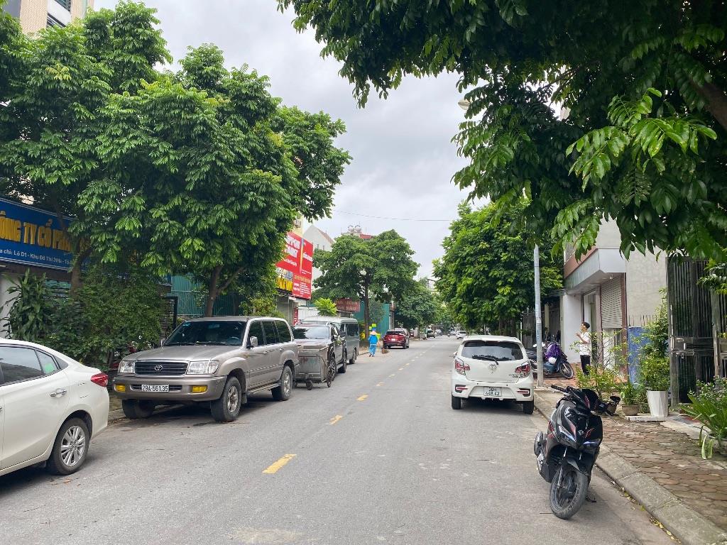 Trung tâm Trâu Quỳ -bán đất 30m2 góc xẻ khe viện rau quả khu A đường 5m.0982852808