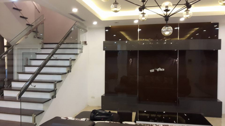 Bán biệt thự khu đấu giá Tứ Hiệp Thanh Trì kinh doanh đỉnh.