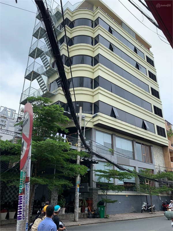 Cho thuê toà nhà mặt tiền Âu Cơ, Phường 14, Quận Tân Bình