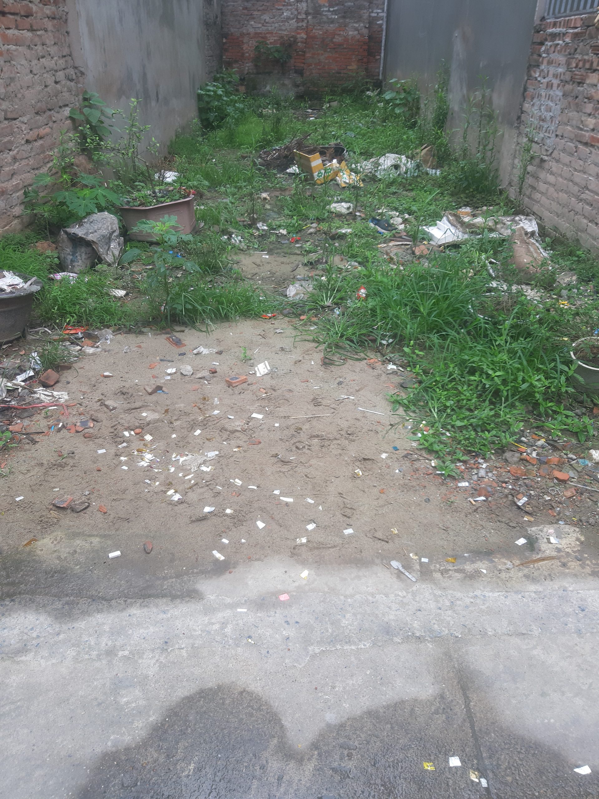 Bán 40m đất chỉ có 1,5 tỷ tại Dương quang, Gia Lâm. Xe ba gác phi ầm ầm.