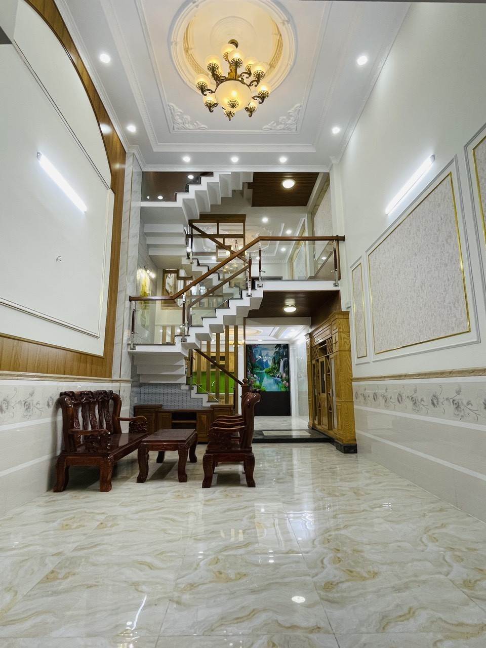 bán nhà 1 sẹc hẻm xe hơi 6m - 63m2 - 4T-Tân Chánh HIệp Quận 12 chỉ nhỉnh 5 tỷ nhẹ