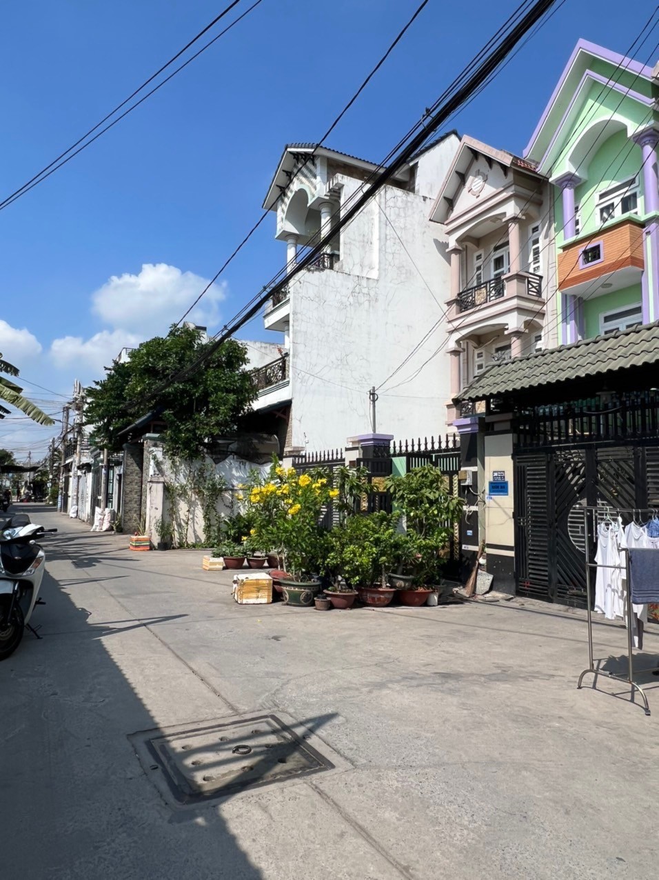 Bán nhà giá rẻ hẻm xe hơi thông ngay chợ Hiệp Thành Quận 12 gần 100m2 - 3T chỉ hơn 4 tỷ