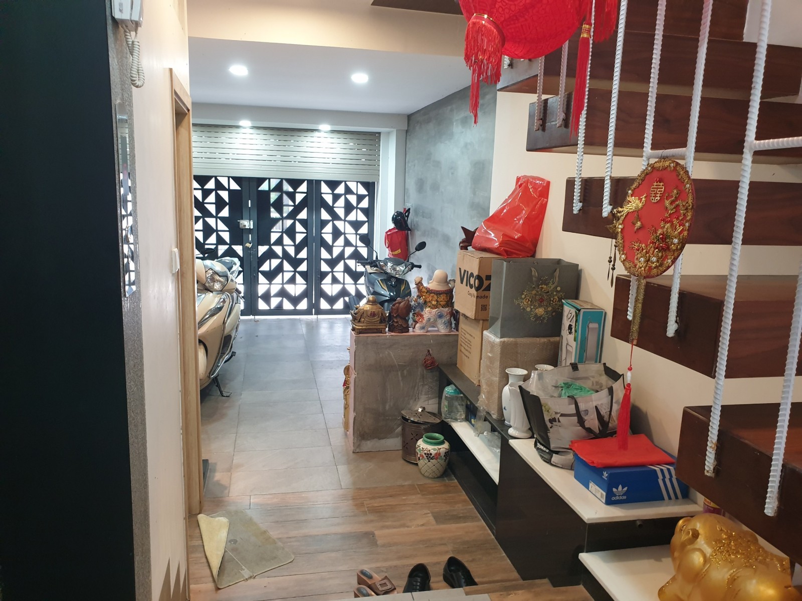 Nhà Đẹp Hẻm Oto Lê Văn Sỹ Tân Bình, 64m2, 5 Tầng Thang Máy, 5 P.Ngủ, Sổ A4