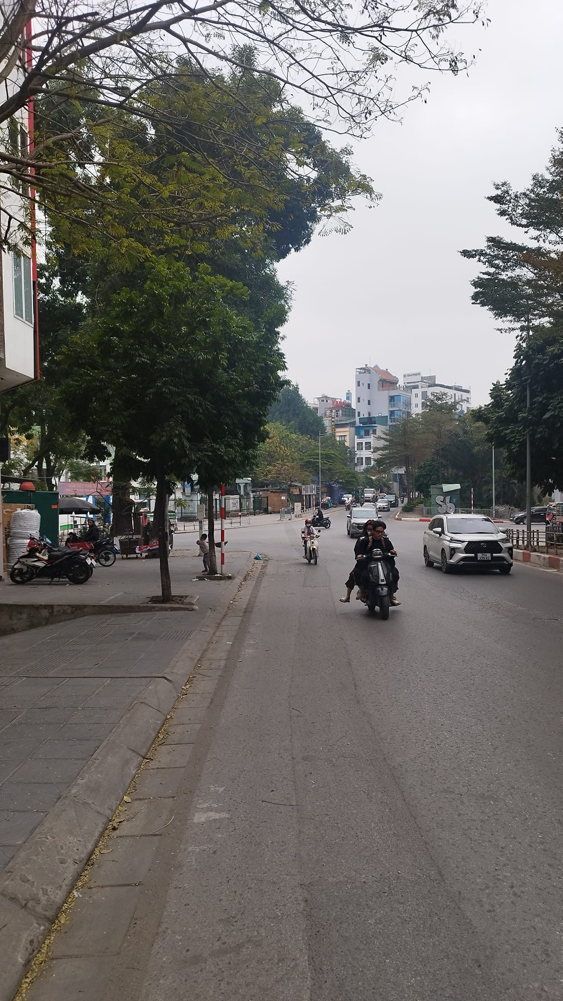 NÓNG & MỚI O9 2628 5559 BÁN. Nhà MP Đội Cấn 83m², 1 tầng, MT 4.3m, Giá TL 28 tỷ Ba Đình