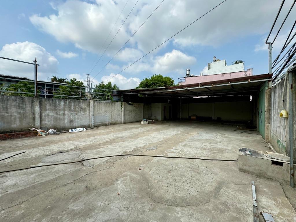 Chủ ngộp bán gất Đất lô góc, Đường số 4, Bình Tân, 222m2, giá chỉ 3Tỷ8